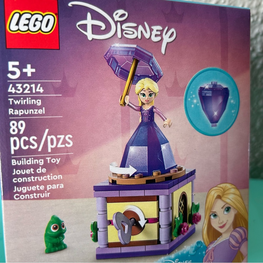 LEGO 43214 Twirling Rapunzel 89 pieces NIB factory sealed - Picture 3 of 7
